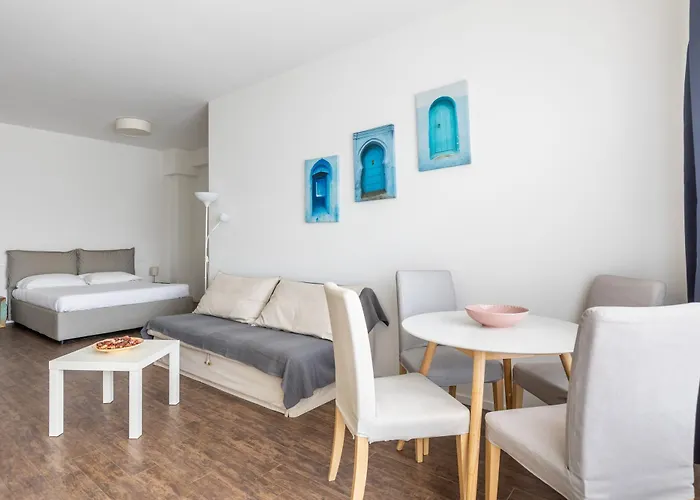 Largo Molina Ii By Wonderful Italy Apartmán