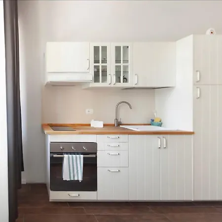 Largo Molina Ii By Wonderful Italy *