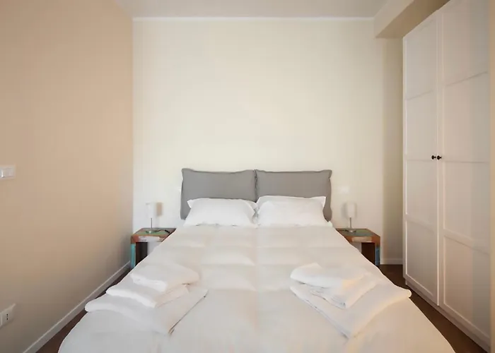 Largo Molina Ii By Wonderful Italy *